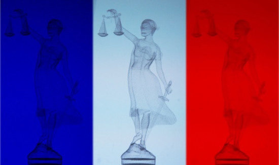 3. Thémis-aux-couleurs-de-la-République.jpg