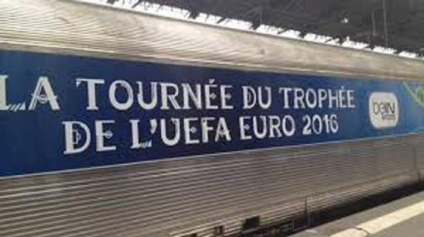 18. Train tournée Euro 2016.jpeg
