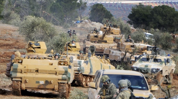 6. Turcs à Afrin.jpg