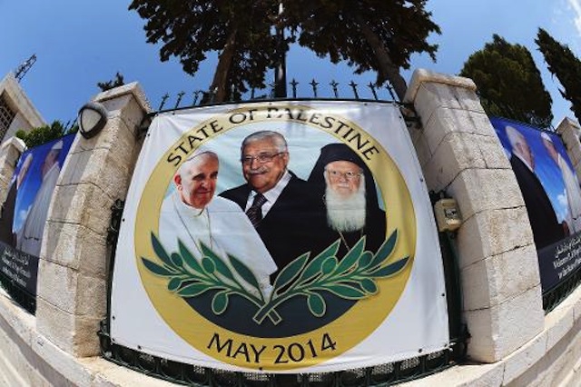 2. Pape en Palestine.jpg