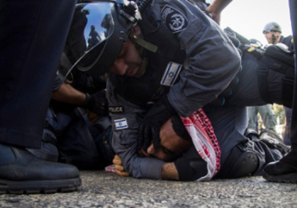 10. Police israélienne.png