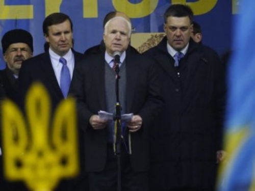 3. McCain Ukraine.jpg